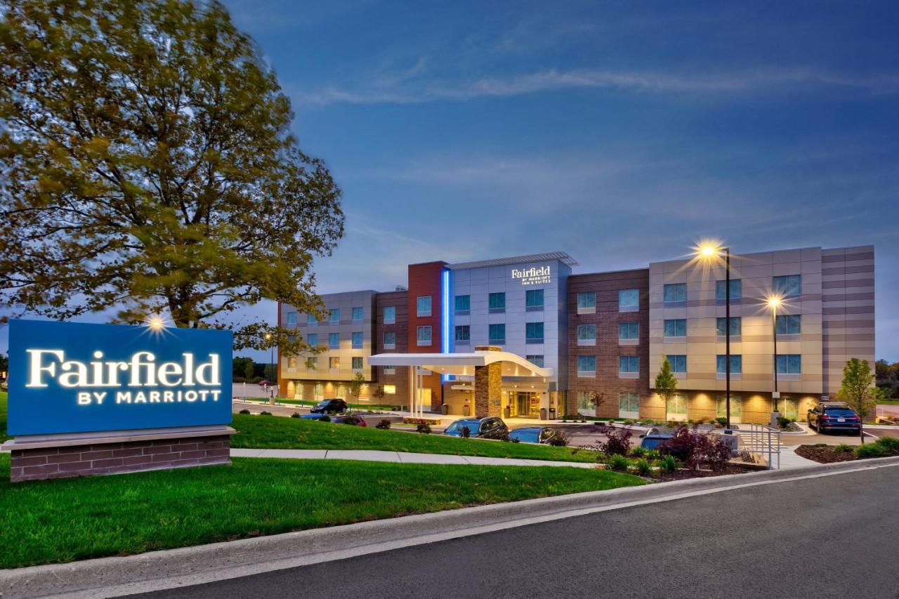 Fairfield By Marriott Inn & Suites Grand Rapids North Walker ภายนอก รูปภาพ