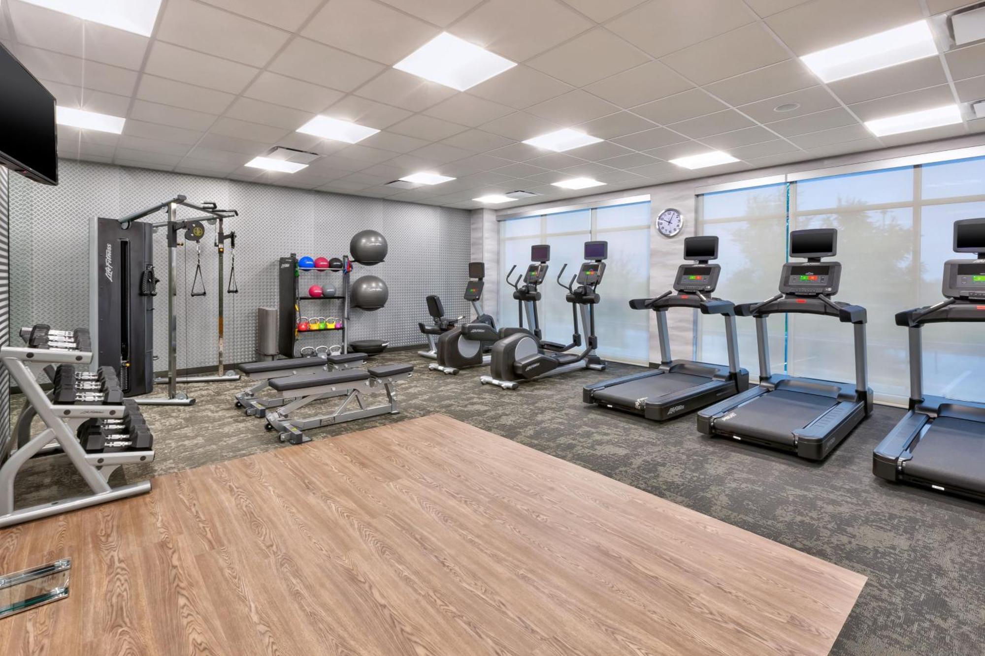 Fairfield By Marriott Inn & Suites Grand Rapids North Walker ภายนอก รูปภาพ